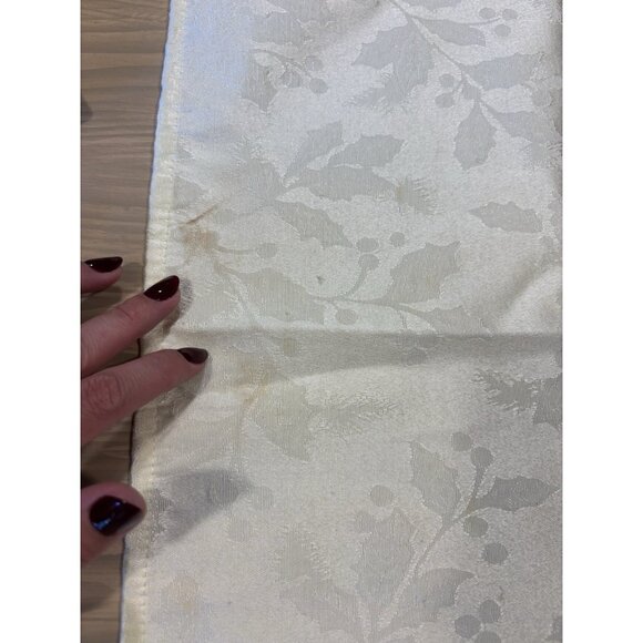 Set (3) Yellow Mistletoe Holly Paisley Style Embossed Napkins Table Linens READ - Picture 4 of 7